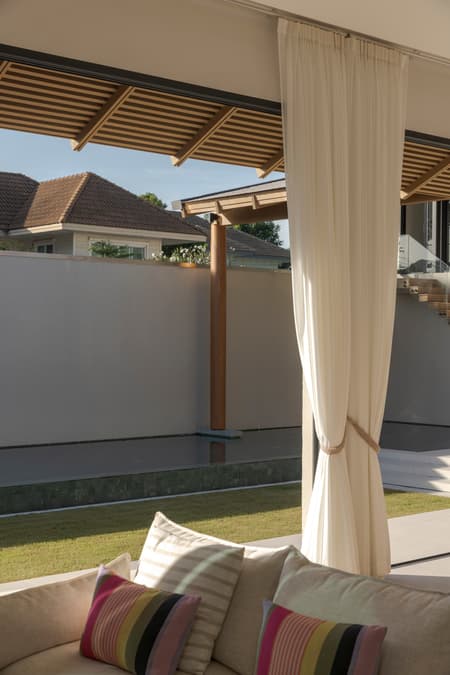 Baan Tectonix House